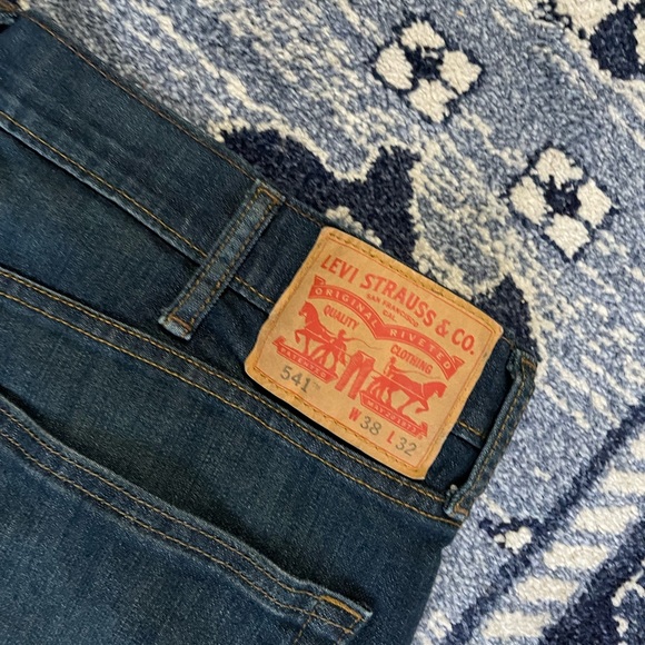 Men’s 541 Levi’s jeans. W38 L 32. - Picture 4 of 4